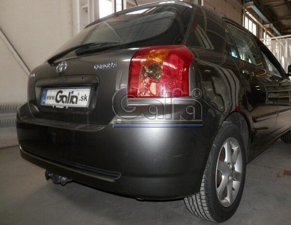 Toyota Corolla htb. (od 2002r. do 2007r.)